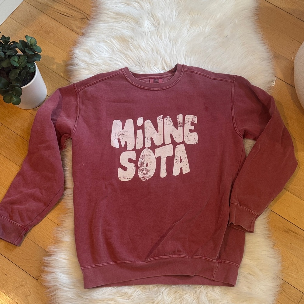 Boutique Minnesota Graphic Sweatshirt